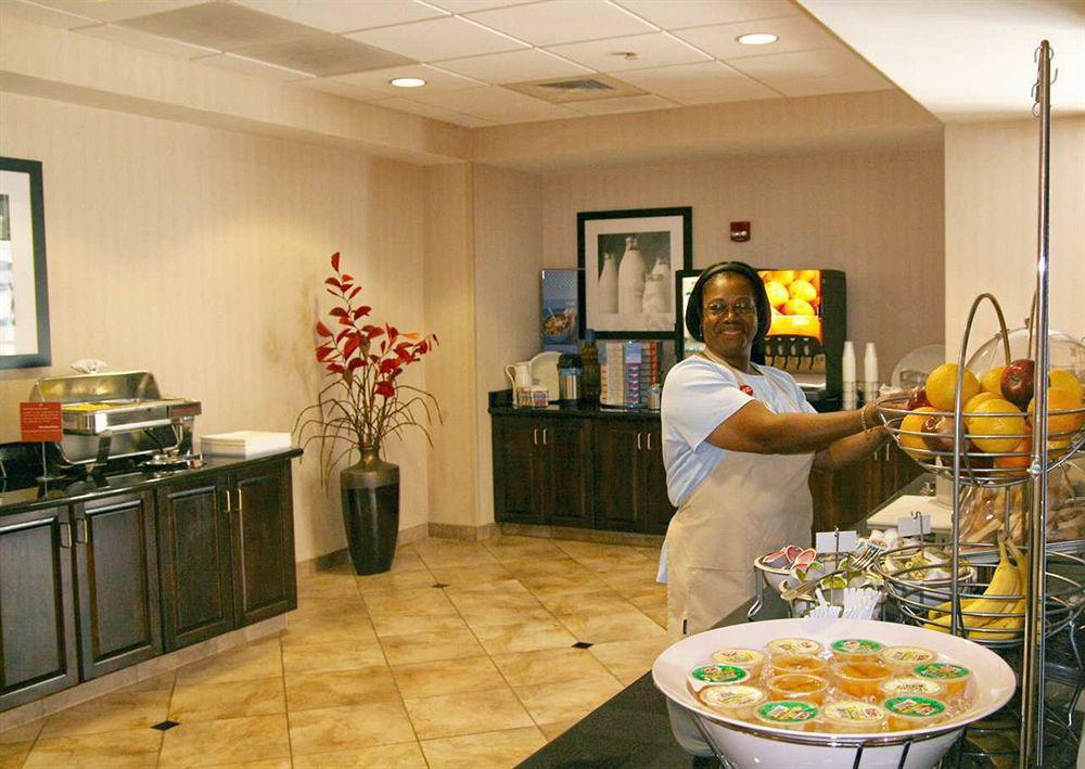Hampton Inn Spring Lake Fayetteville מסעדה תמונה