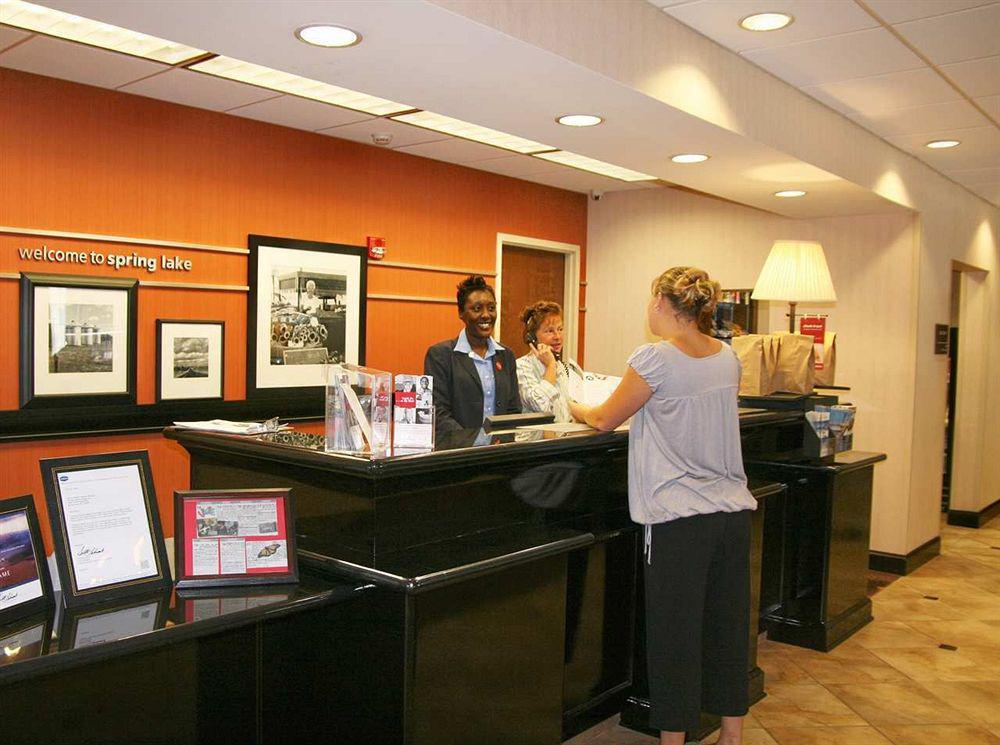 Hampton Inn Spring Lake Fayetteville מראה פנימי תמונה
