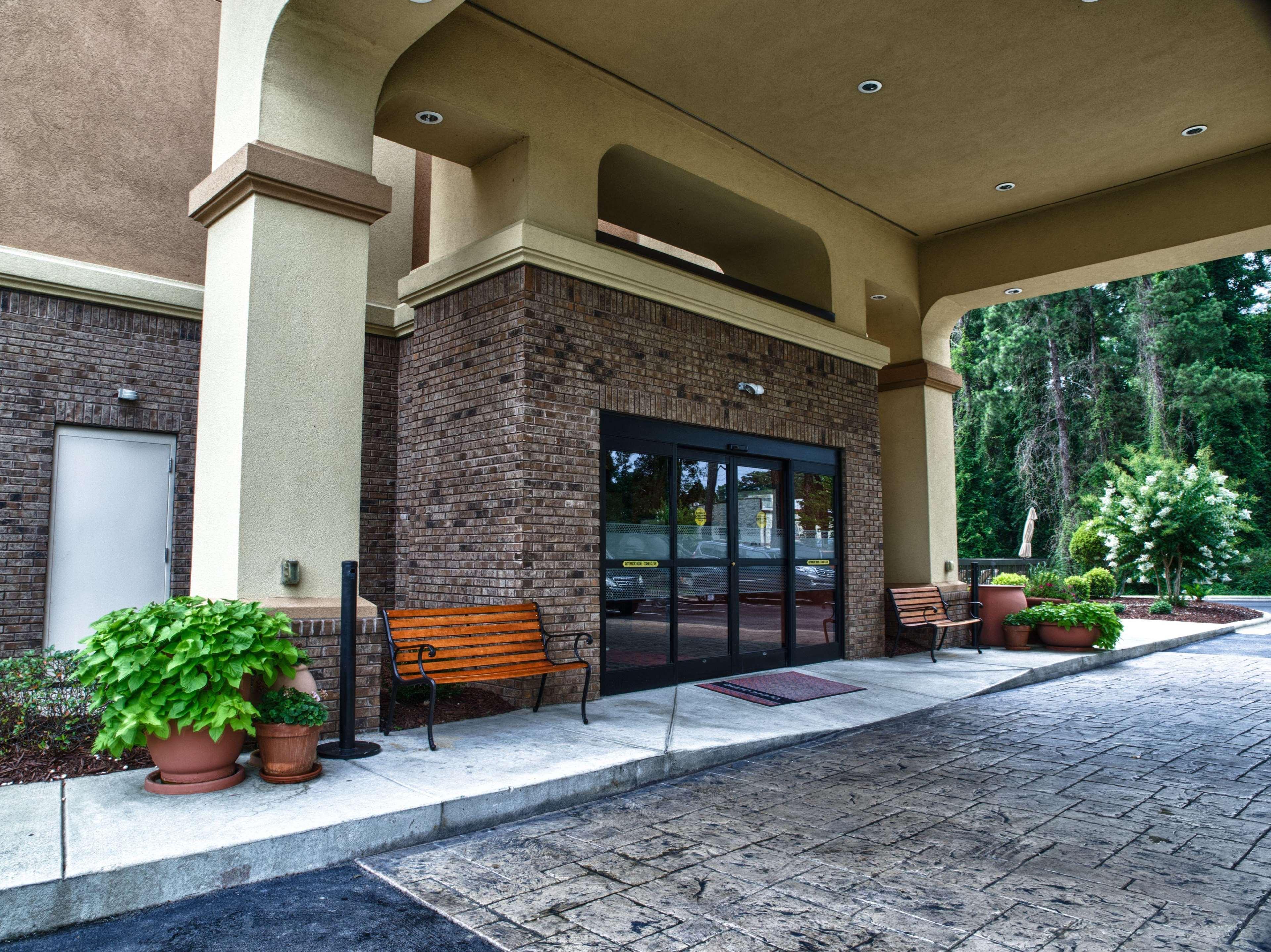 Hampton Inn Spring Lake Fayetteville מראה חיצוני תמונה